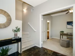 Photo #4: 260004518 Listing