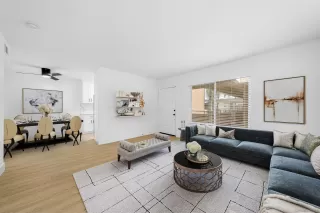 Photo #2: 260004525 Listing