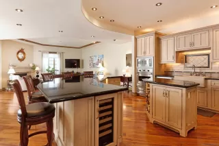 Photo #2: 260004546 Listing