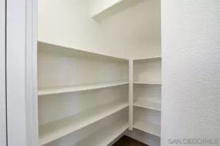 Photo #6: 260004557 Listing