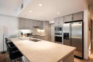 Photo #2: 260004563 Listing