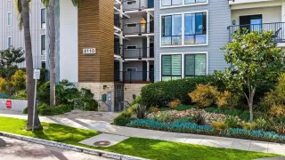 Photo #3: 260004569 Listing