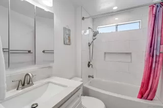 Photo #3: 260004587 Listing 