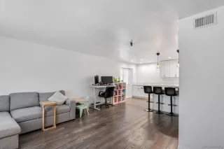 Photo #5: 260004587 Listing 