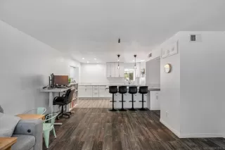 Photo #6: 260004587 Listing 