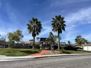 Photo #3: 260004589 Listing