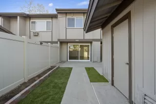 Photo #3: 260004598 Listing