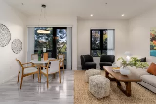 Photo #1: 260004602 Listing