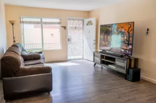 Photo #1: 260004605 Listing