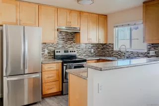 Photo #3: 260004605 Listing