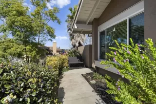 Photo #2: 260004612 Listing 