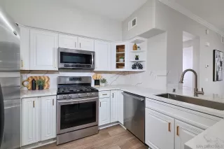 Photo #1: 260004613 Listing 