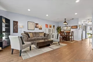 Photo #1: 260004623 Listing