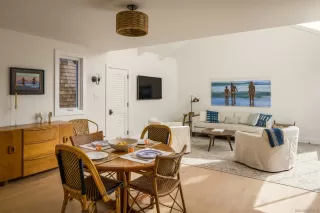 Photo #2: 260004676 Listing