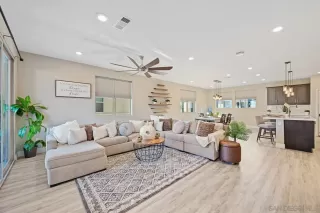 Photo #2: 260004691 Listing 