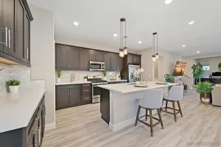 Photo #5: 260004691 Listing 