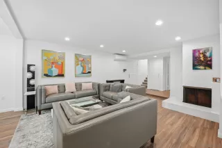 Photo #3: 260004727 Listing