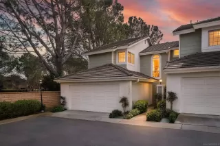 Browse active condo listings in CAMBRIA