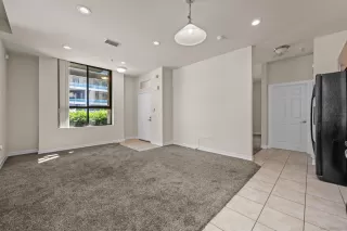 Photo #5: 260004747 Listing 