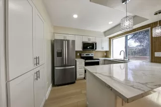 Photo #2: 260004752 Listing 
