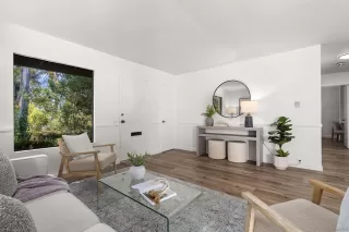 Photo #1: 260004755 Listing 