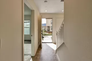 Photo #2: 260004777 Listing 