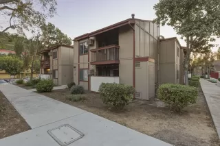 Photo #1: 260004791 Listing 