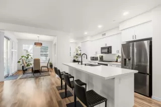 Photo #3: 260004846 Listing 