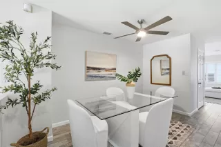 Photo #5: 260004886 Listing 