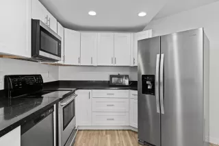 Photo #6: 260004898 Listing