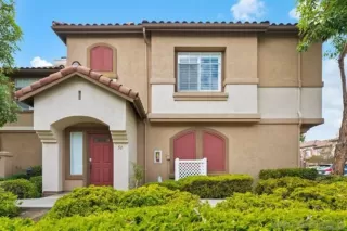 Photo #2: 260004912 Listing