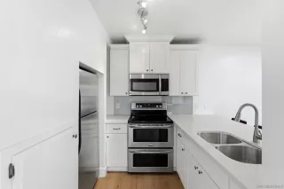 Photo #1: 260004928 Listing