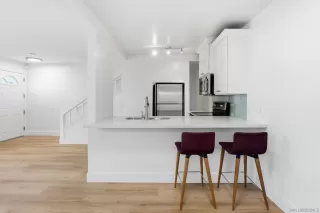 Photo #2: 260004928 Listing