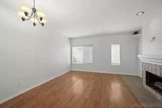 Photo #3: 260004939 Listing 