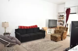 Photo #5: 260004943 Listing