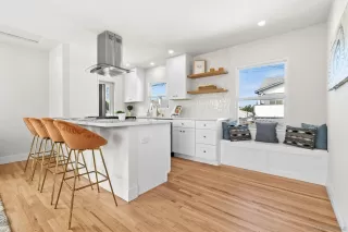 Photo #1: 260004951 Listing 