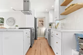 Photo #3: 260004951 Listing 