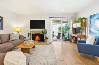 Photo #5: 260004965 Listing