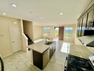 Photo #6: 260004971 Listing 