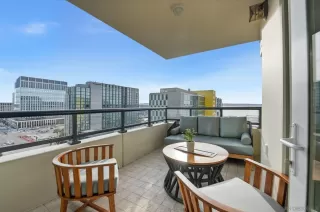 Photo #3: 260004975 Listing 