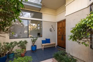 Photo #2: 260004977 Listing 