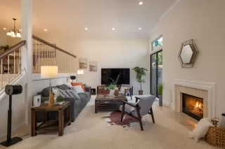 Photo #3: 260004977 Listing 