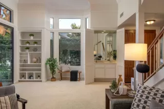 Photo #4: 260004977 Listing 