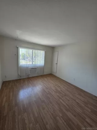 Photo #2: 260004980 Listing