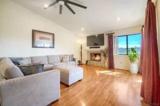 Photo #5: 260004983 Listing 