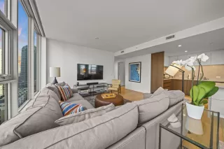 Photo #5: 260004985 Listing 