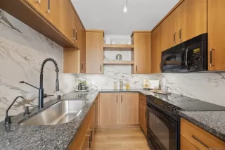 Photo #3: 260004994 Listing