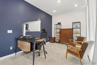 Photo #1: 260005043 Listing