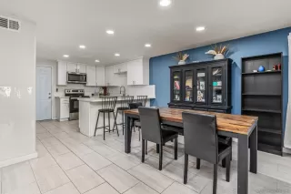 Photo #1: 260005070 Listing 