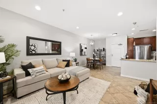 Photo #1: 260005081 Listing 